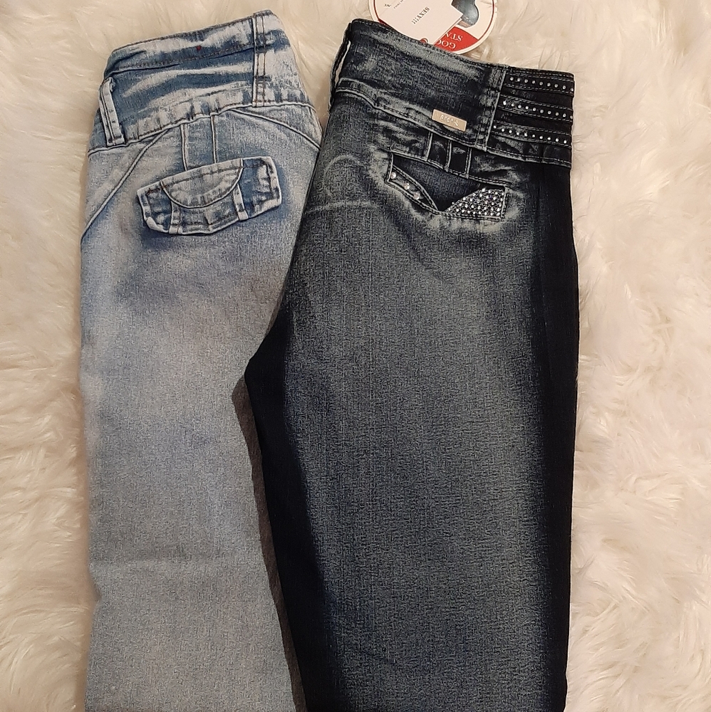 Women's Size 11 (Gogo Jeans)